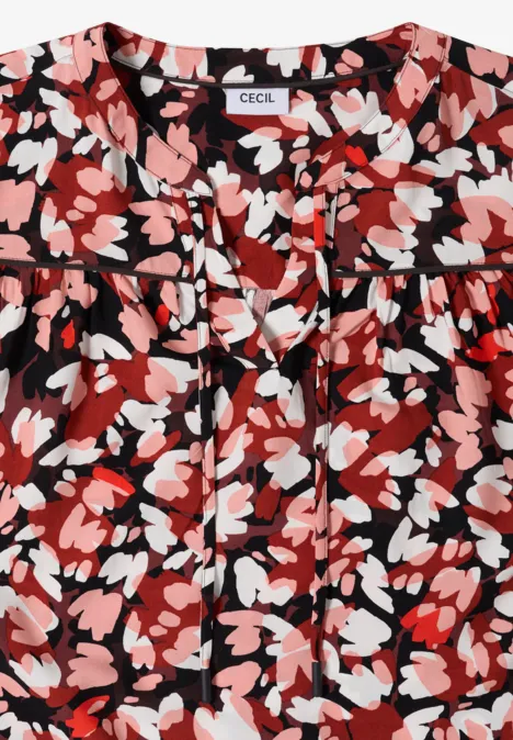 3/4-Arm Tunika mit Split Neck und Print russet red Rote Bluse mit floralen Mustern in Rosa, Weiß und Schwarz.