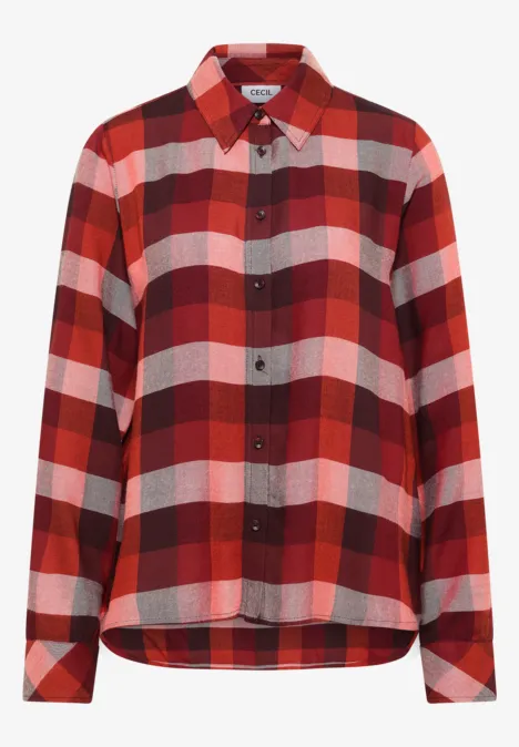 Chemise à carreaux rouges à manches longues et patte de boutonnage