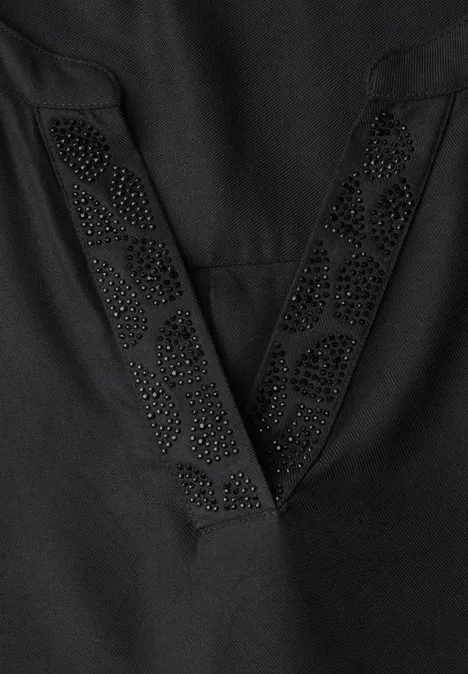 Langarm Tunika mit Split Neck und Detail Black Schwarzes Oberteil mit V-Ausschnitt und Strassverzierungen entlang der Kante