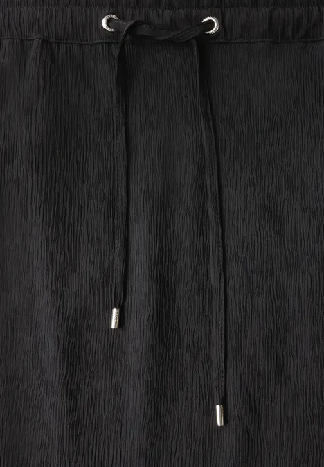 Crepe Rock in A-Linie Black