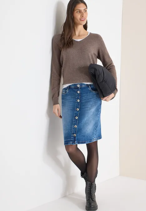 Rock mit Knopfleiste mid blue wash Rock mit Knopfleiste mid blue wash