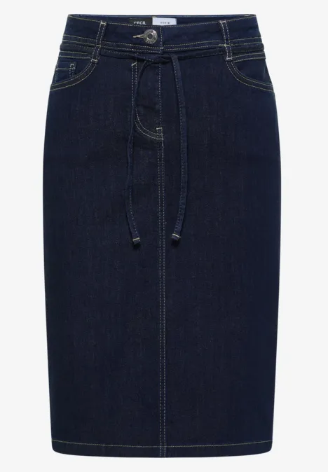 Jupe en jean arrivant aux genoux avec une ceinture rinsed wash Jupe crayon en jean bleu foncé, longueur genou, passants de ceinture, cordon de serrage et poches italiennes.