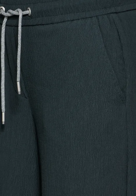 Struktur-Hose im Loose Fit fir green