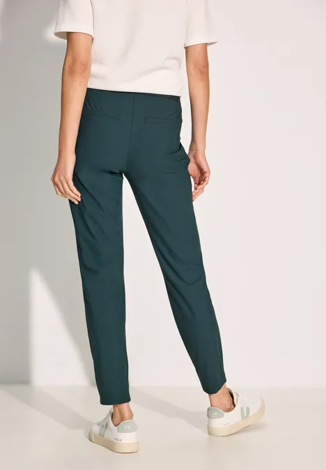 Hose im Casual Fit fir green