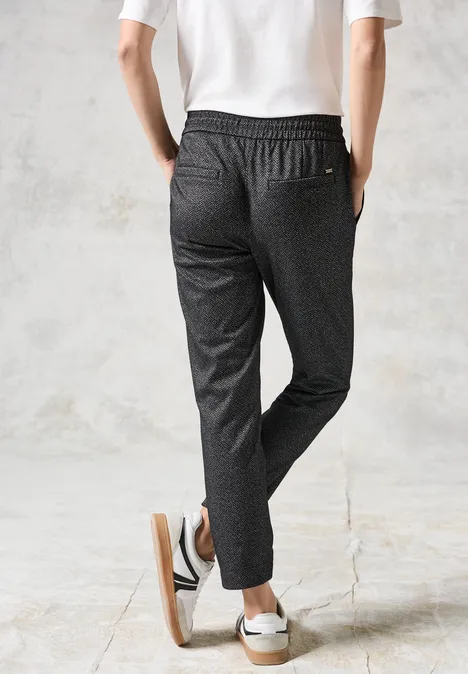 Hose im Herringbone Look deep charcoal grey
