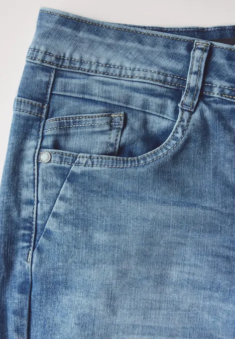 Jeans im Slim Fit authentic used wash