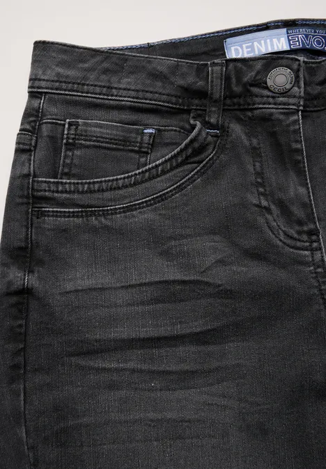 Jeans mit Turn-Up black washed