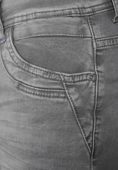 Jeans im Casual Fit mid grey used wash