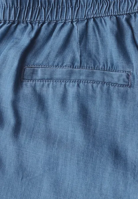 Shorts im Casual Fit mid blue wash