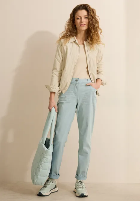 Jeans im Casual Fit cool salvia green