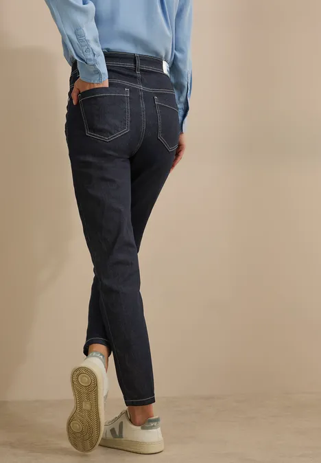 Straight Leg Jeans rinsed wash
