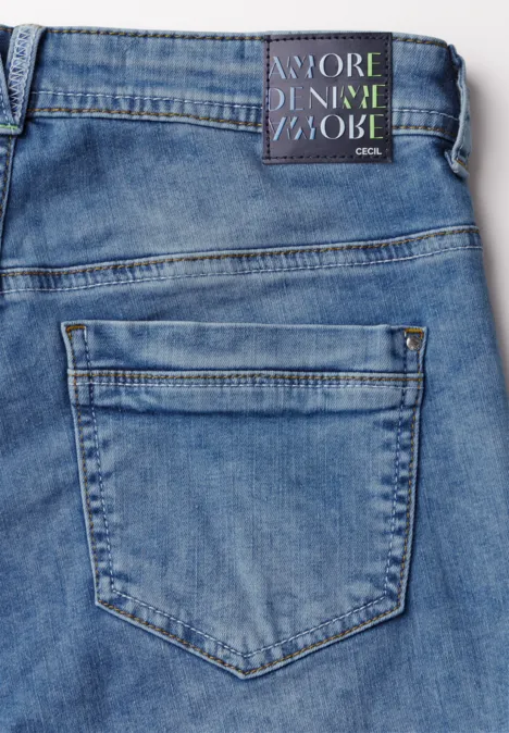 Jeans avec poches cargo authentic used wash