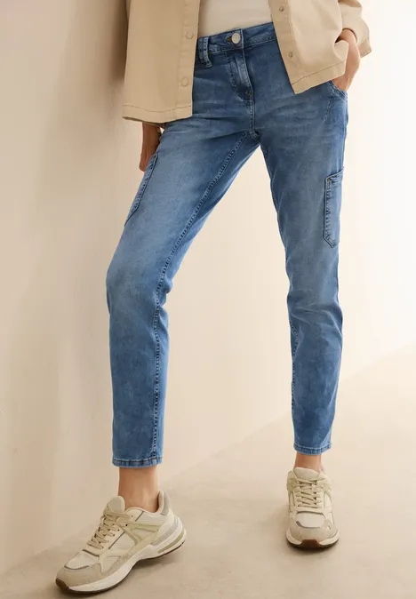 Jeans avec poches cargo authentic used wash