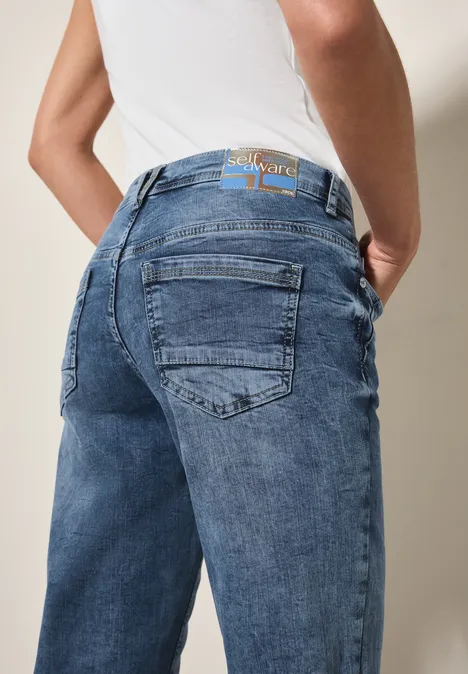 Jeans mit Turn-Up Detail mid blue wash