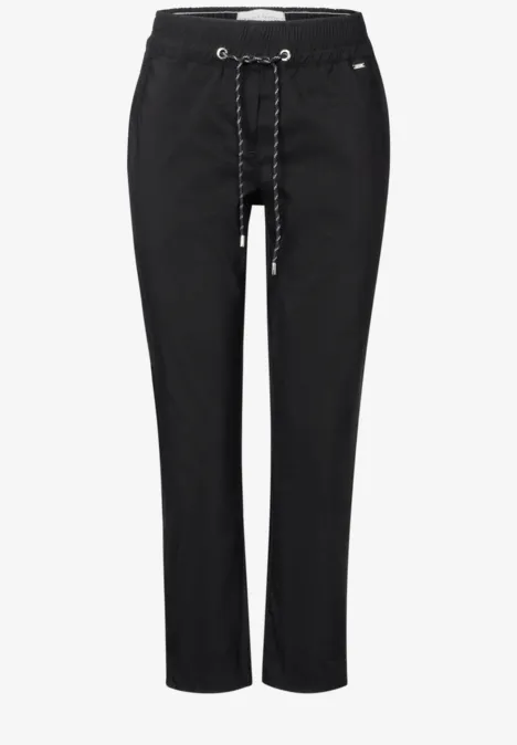 Hose im Casual Fit Black