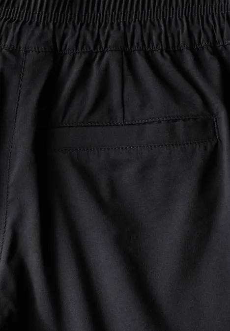 Hose im Casual Fit Black