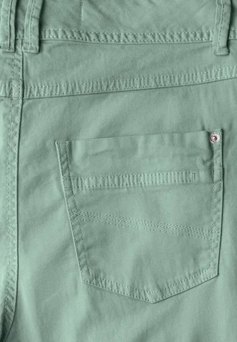 Straight Leg Hose matcha green