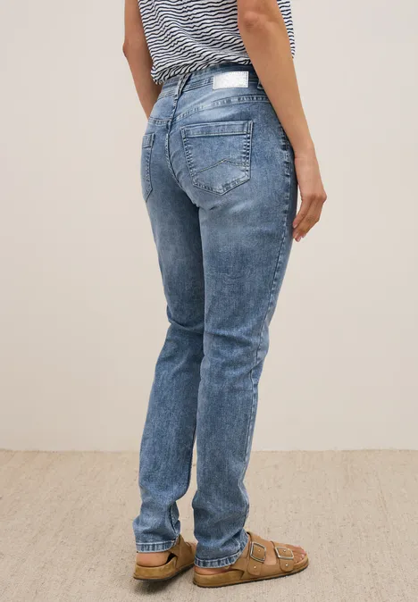 Jeans im Casual Fit light blue wash