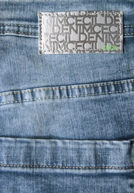 Jeans im Casual Fit light blue wash