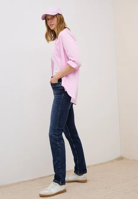 Straight Leg Jeans mid blue wash