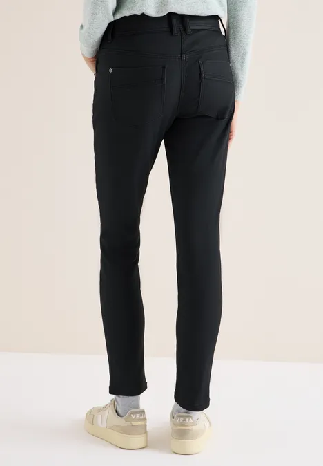 Broek in lederlook Black
