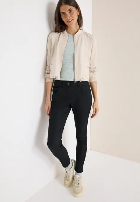 Broek in lederlook Black