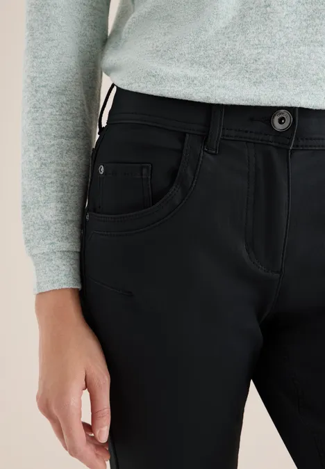 Broek in lederlook Black