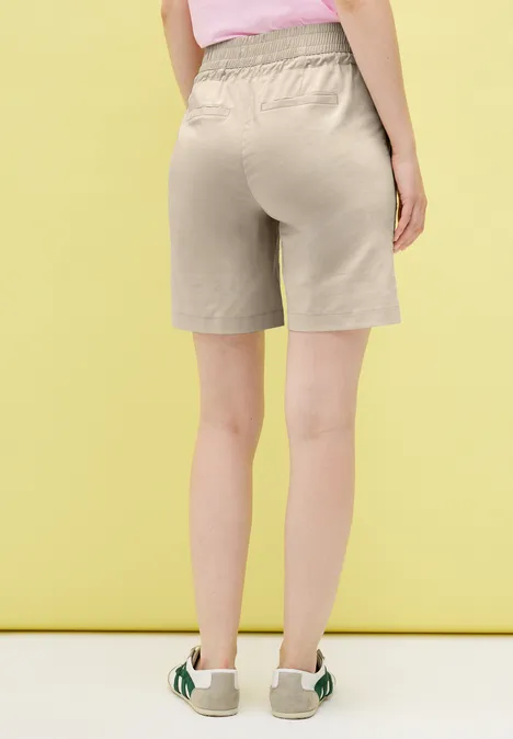 Leichte Shorts boulder beige