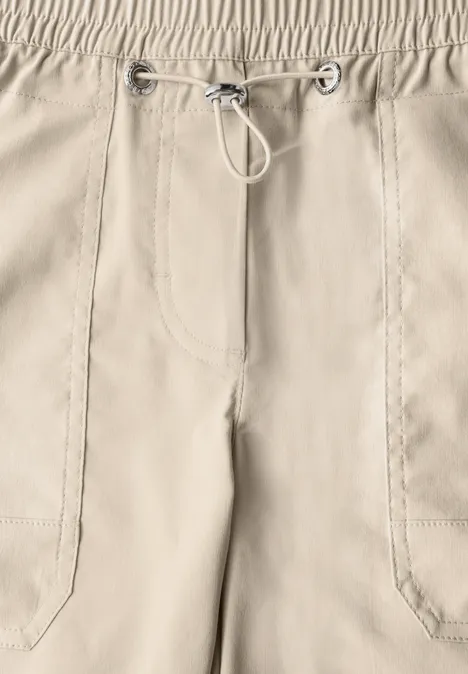 Leichte Shorts boulder beige