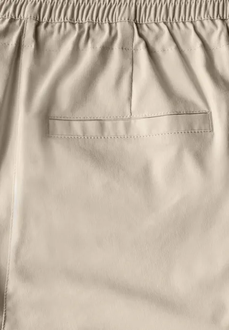 Leichte Shorts boulder beige