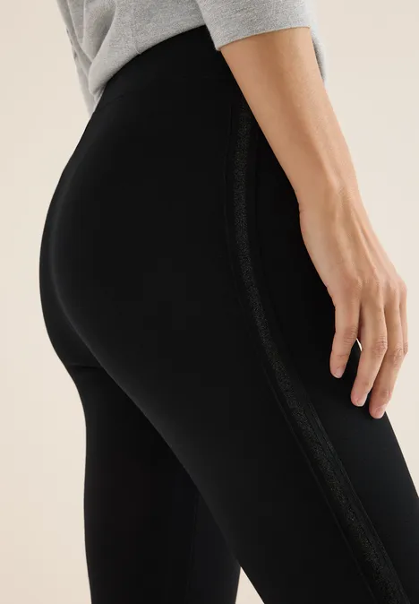 Leggings mit Glitzer-Tape Black Leggings mit Glitzer-Tape Black