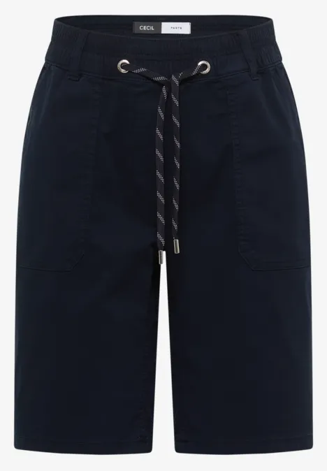 Bermuda bleu marine avec cordon de serrage et poches plaquées.