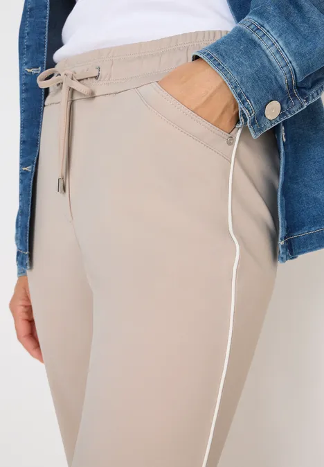 Hose mit Gallonstreifen light sandalwood beige