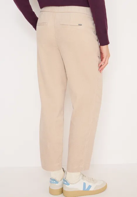 Sportive Loose Fit Cordhose oat milk beige