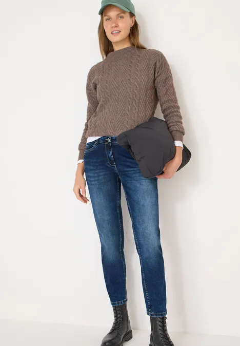 Slim Leg Jeans mid blue wash