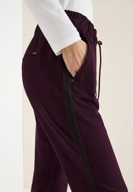 Hose mit Glitzer-Tape eggplant red Hose mit Glitzer-Tape eggplant red