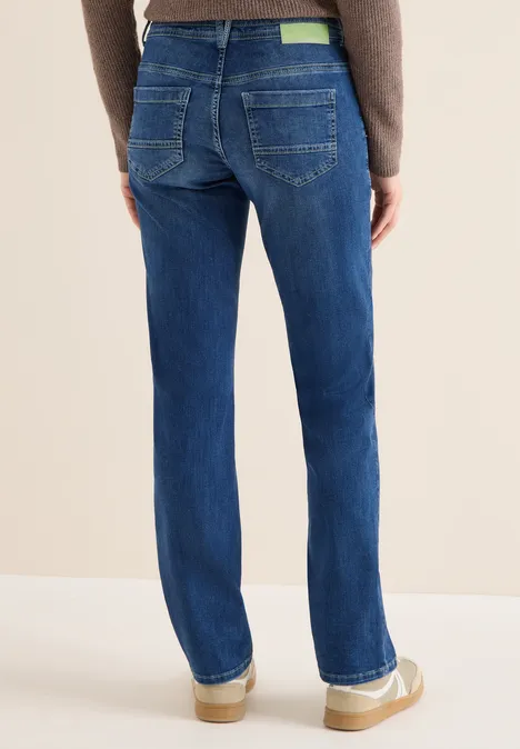 Straight Leg Jeans mid blue wash Straight Leg Jeans mid blue wash