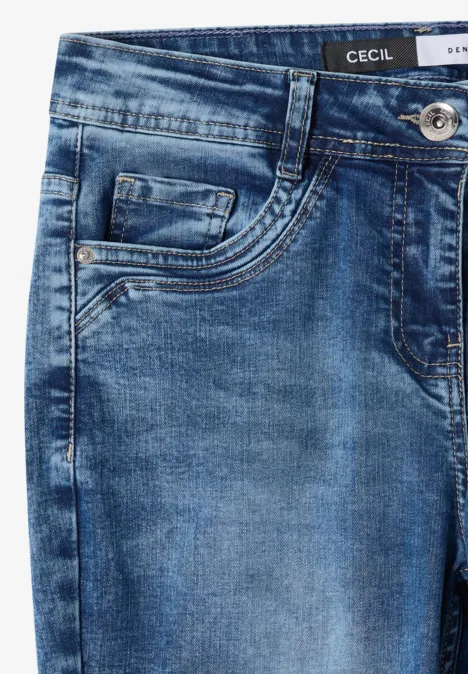 Straight Leg Jeans authentic used wash