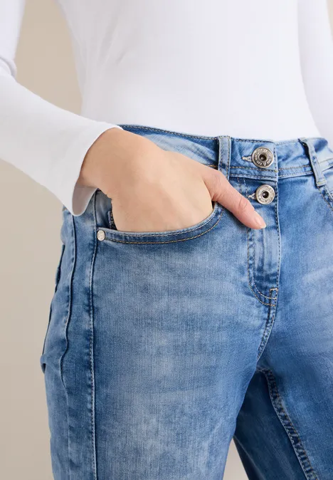 Straight Leg Jeans light blue washed Straight Leg Jeans light blue washed