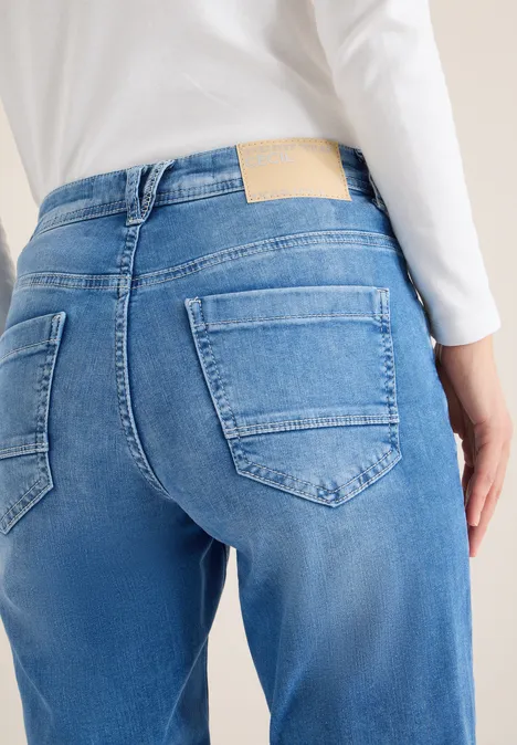 Washed-Look Jeans light blue wash