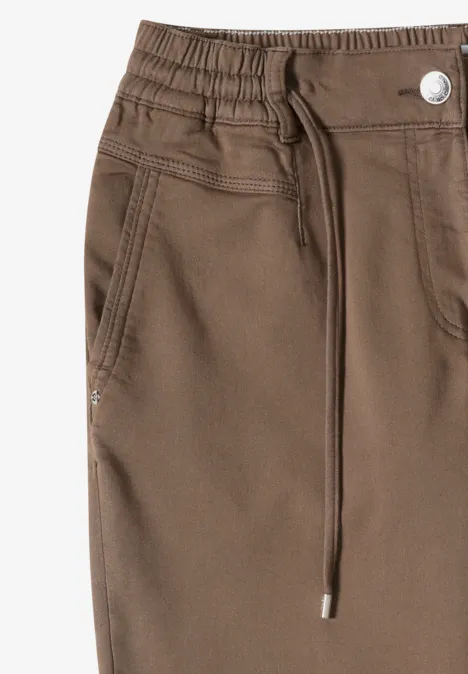 Mid Waist Slim Leg Hose im Loose Fit coffee taupe