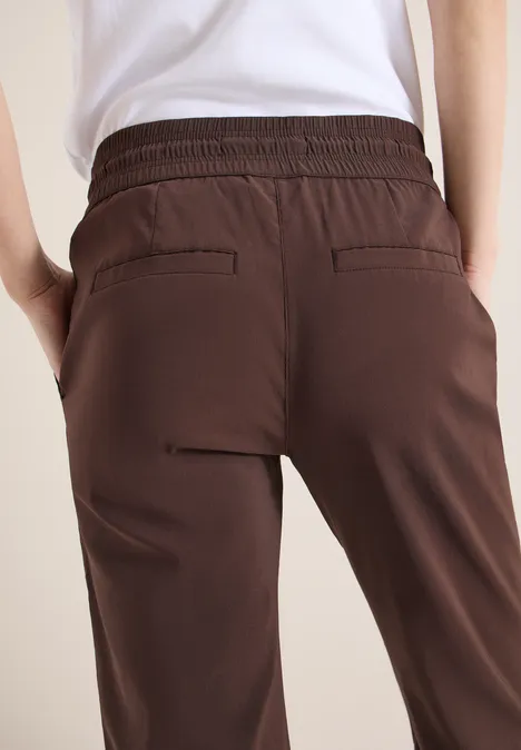 Mid Waist Slim Leg Hose im Casual Fit brown cacao