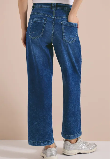 High Waist Wide Legs jeans in Loose Fit mid blue used wash