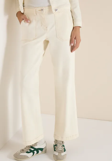 Jeans met opgezette zakken pearl beige