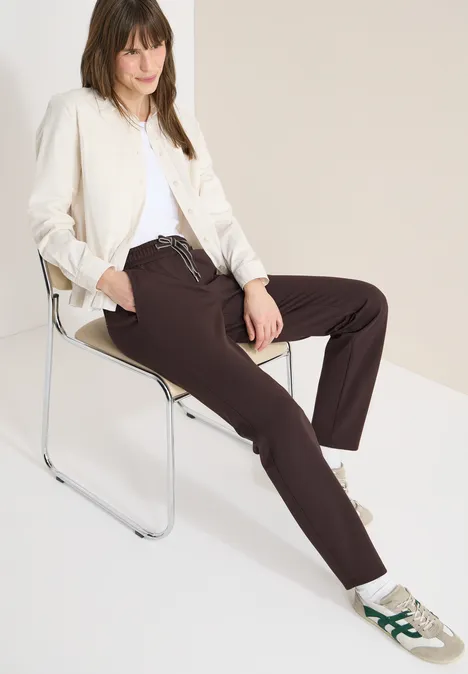 Broek in effen kleur macchiato brown