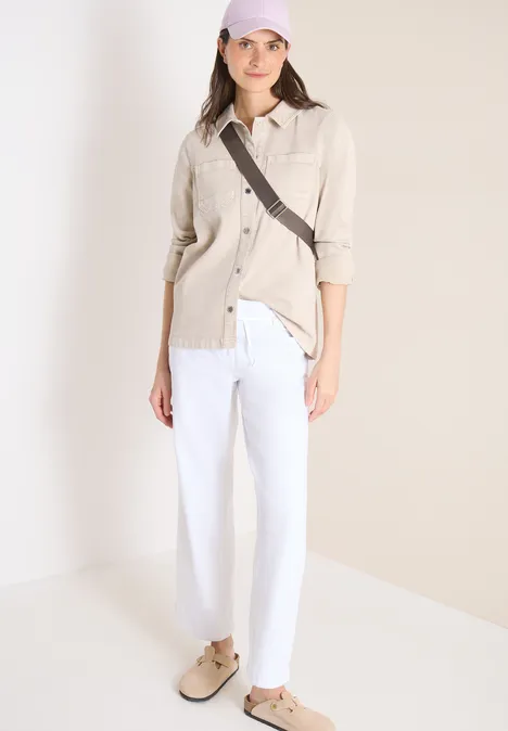 High Waist Wide Legs jeans in Loose Fit White High Waist Wide Legs jeans in Loose Fit White