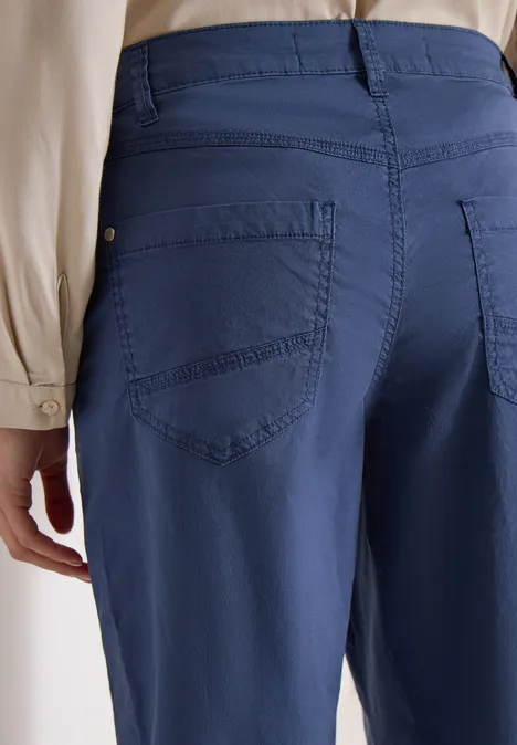 Mid Waist broek met wijde pijpen in casual pasvorm sporty denim blue