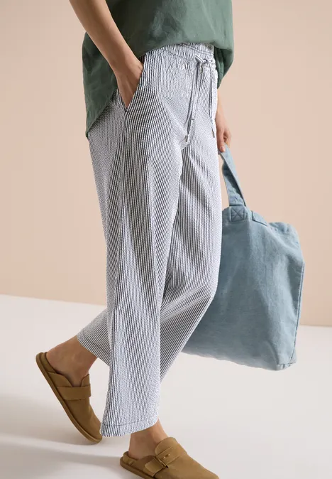 Wide Leg Hose in Seersuckerqualität universal blue