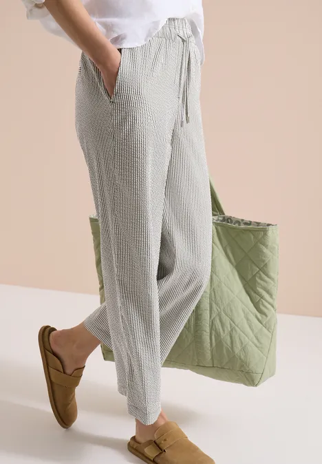 Wide Leg Hose in Seersuckerqualität khaki