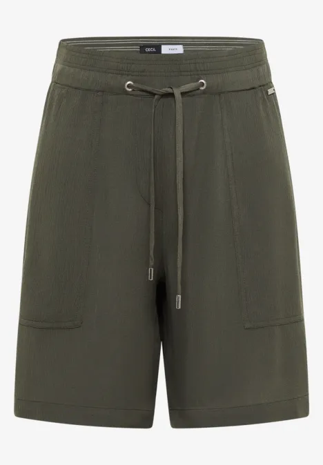 Lockere, olivegrüne Sweatshorts mit elastischem Bund, Kordelzug und aufgesetzten Taschen.